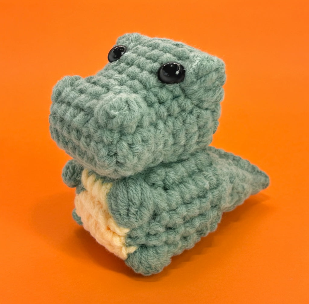 Alligator Amigurumi Crochet Kit